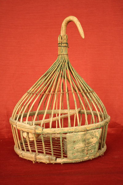 Cage à oiseau cage a grives pour appelant chasse abreuvoir terre cuite